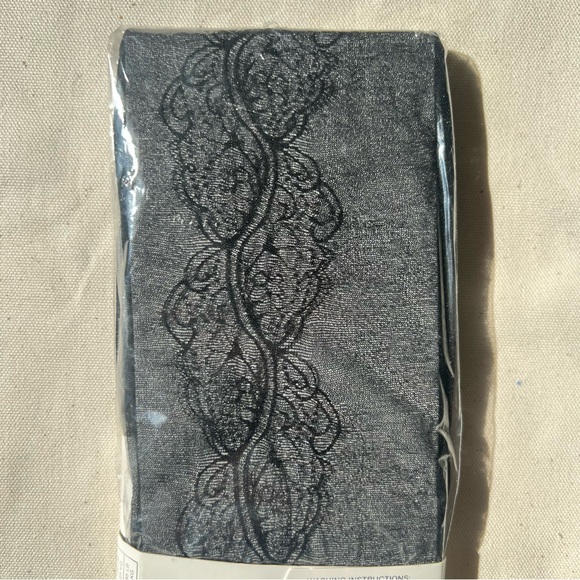 Jessica Simpson Sheer Black Fashion Tights Size M/T - Picture 4 of 5